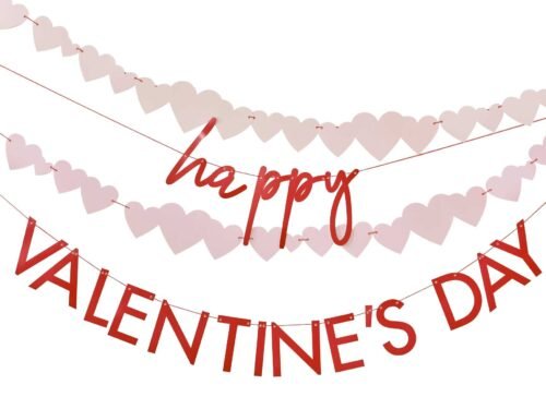 Layered-Happy-Valentines-Day-and-Heart-Bunting